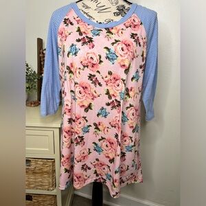 Honey & Lace Floral Top